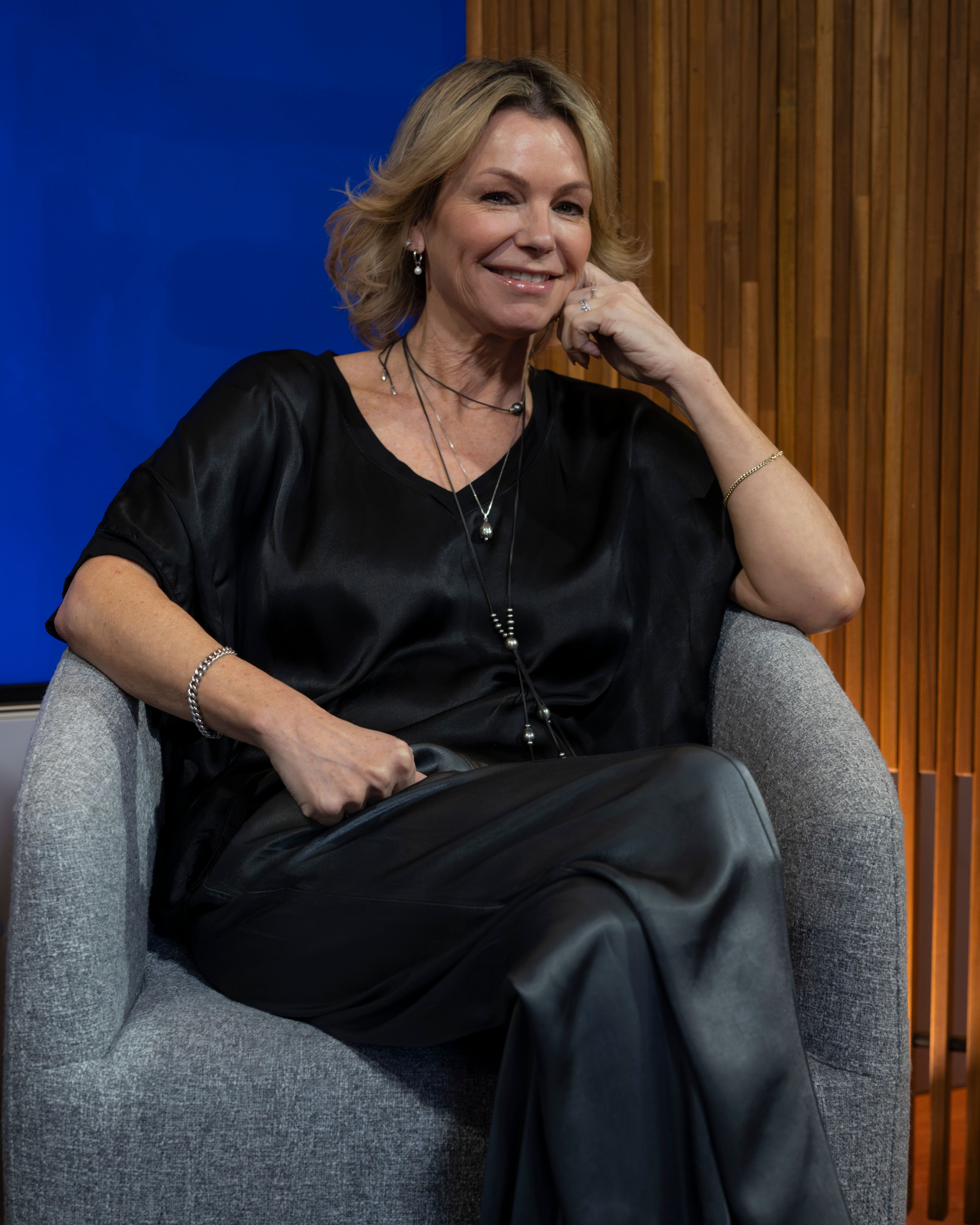 &laquo;Oui, je suis tomb&eacute;e dans les pilules&raquo;, confie Caroline N&eacute;ron, qui dit avoir lutt&eacute; contre une d&eacute;pendance aux anxiolytiques