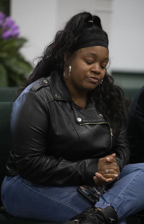 Muere afroamericana Breonna Taylor: cuatro policías imputados a la justicia federal