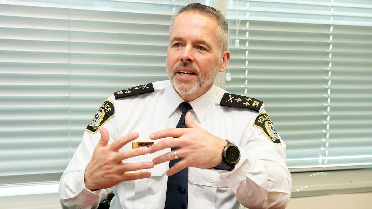 Le chef de police de Laval justifie auprès de ses employés l'achat d'un bolide électrique qui a coûté près de 100 000$
