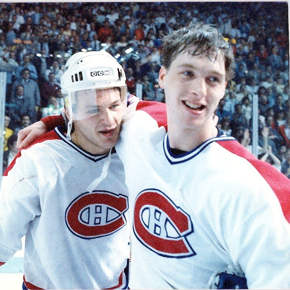 Patrick Roy rend hommage à Claude Lemieux, avec qui il a gagné deux coupes Stanley