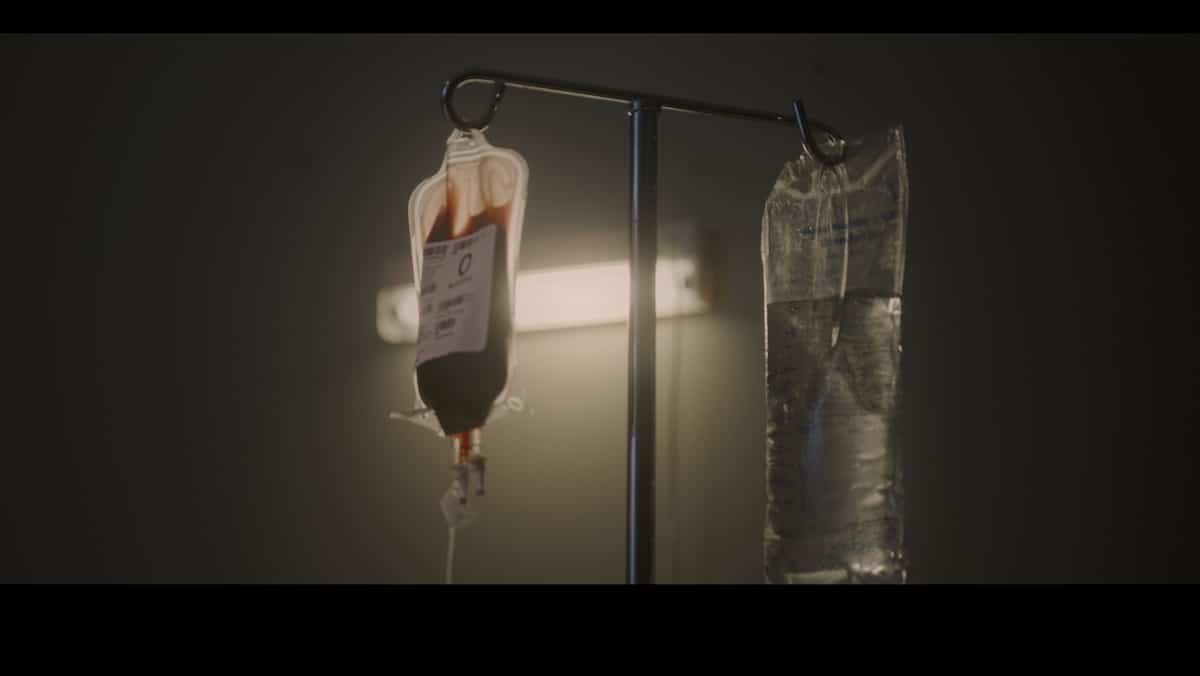 «Pour l’argent, on a sacrifié des gens»: le scandale du sang contaminé raconté dans la bouleversante série documentaire «Du sang sur les mains»