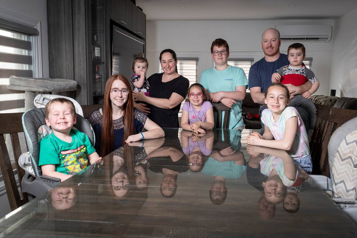 &laquo;C&rsquo;est beaucoup d&rsquo;organisation&raquo;: le quotidien effr&eacute;n&eacute; mais plein de bons c&ocirc;t&eacute;s d'une m&egrave;re de cinq enfants