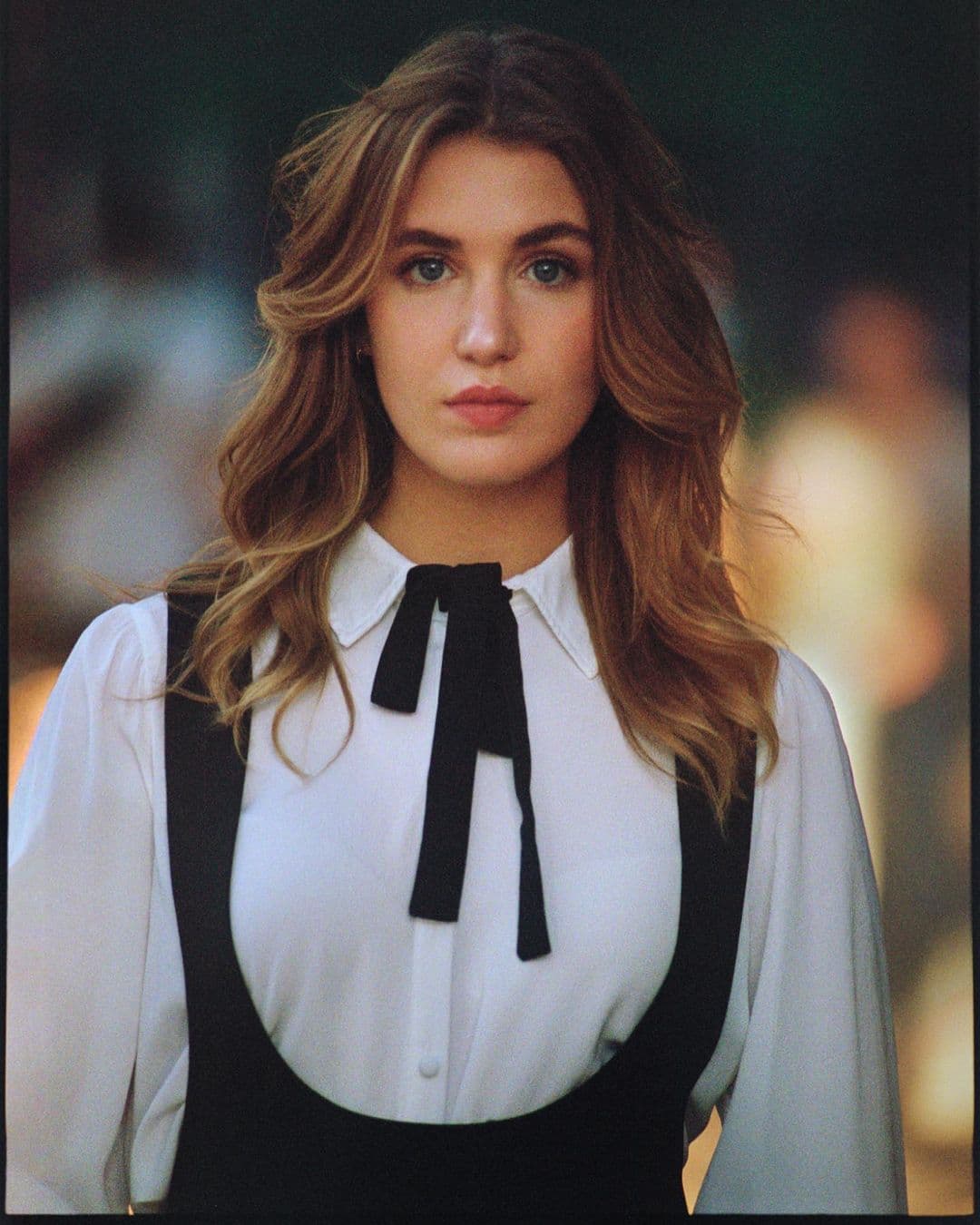 Sophie Nélisse ressort son bikini en Espagne