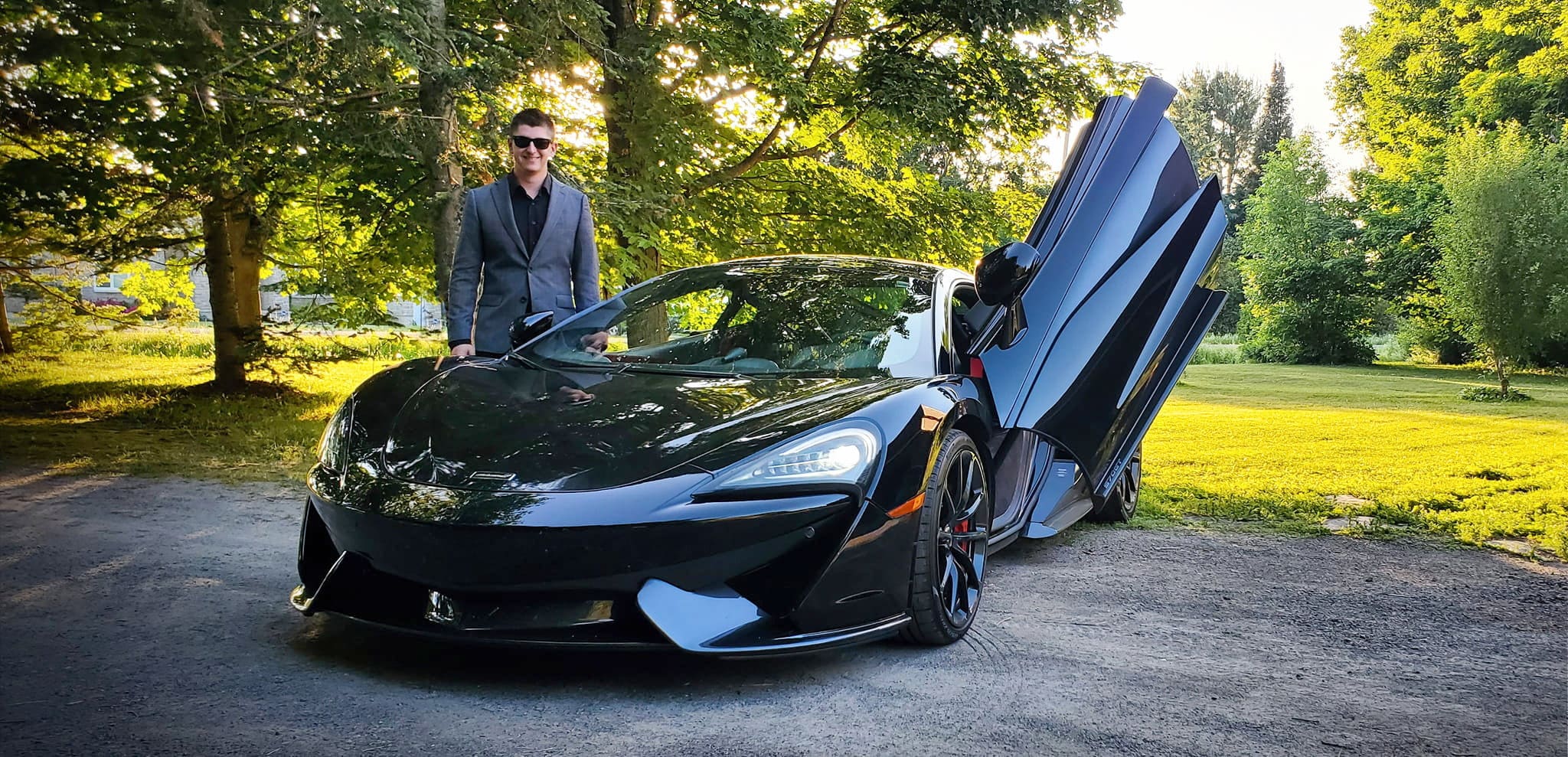 Le &laquo;plus jeune propri&eacute;taire de McLaren au Qu&eacute;bec&raquo; aurait soutir&eacute; pr&egrave;s de 1,5 M$ &agrave; 160 investisseurs