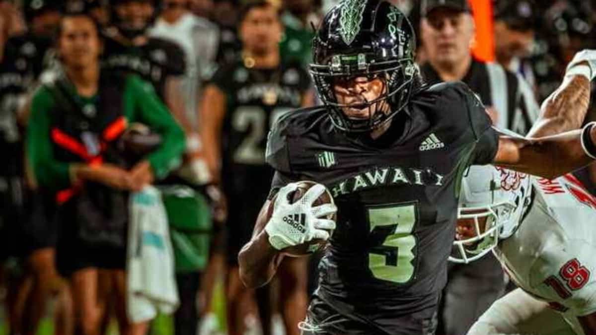 De la rue au football de la NCAA: le rêve inespéré à Hawaï du receveur québécois Nicholas Cenacle