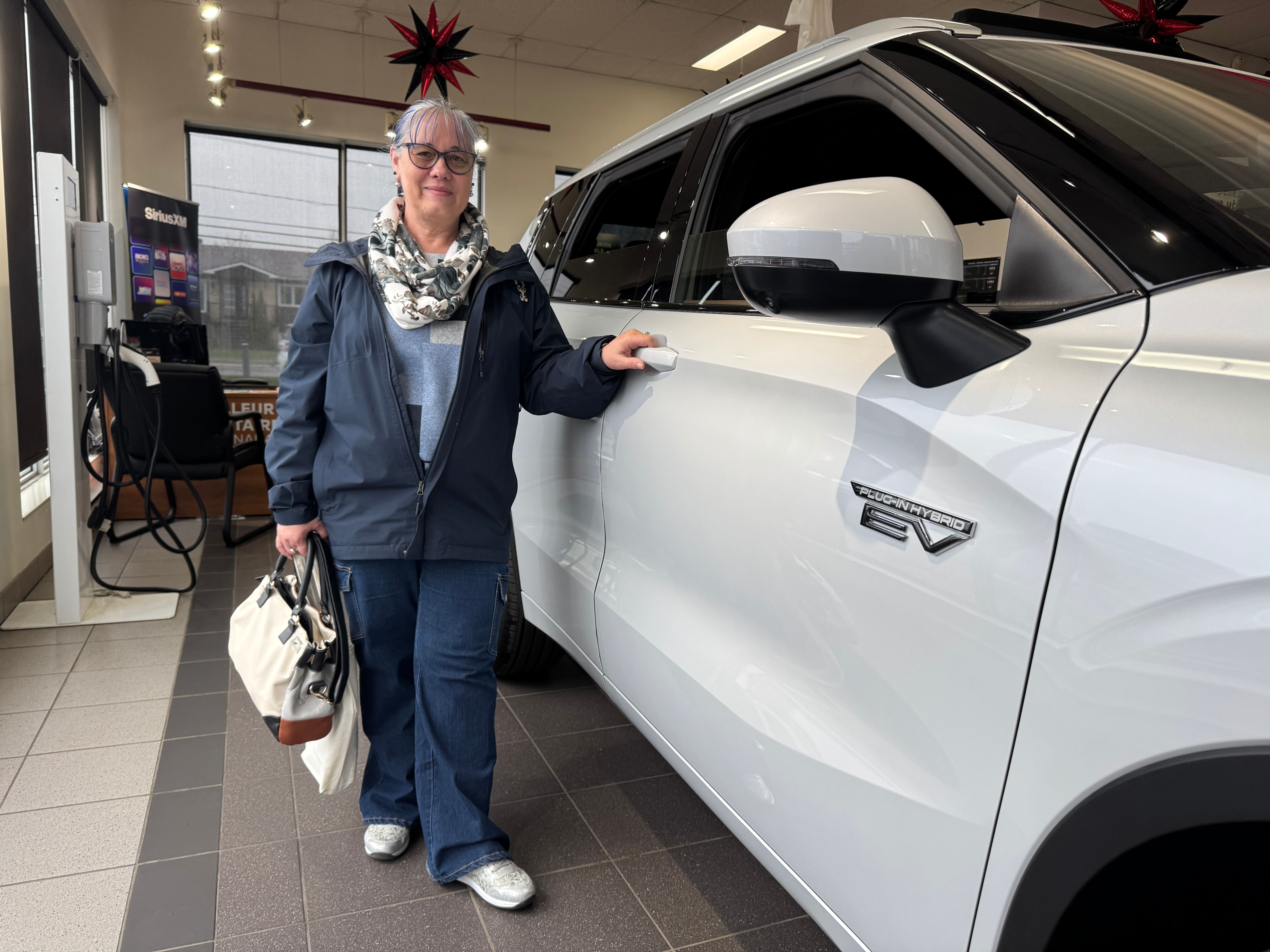 Prix de l’essence: deux fois plus de véhicules électriques immatriculés cette année en mars