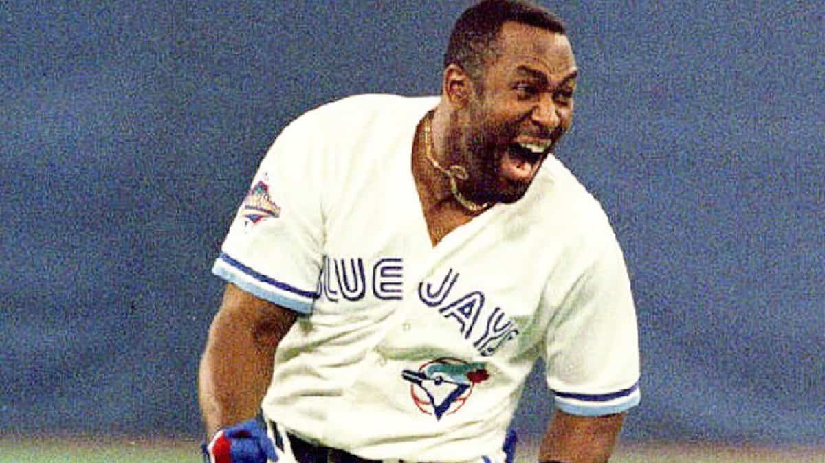 Qui jouera les héros pour les Blue Jays de Toronto dans cette Série mondiale?: à la recherche du nouveau Joe Carter...