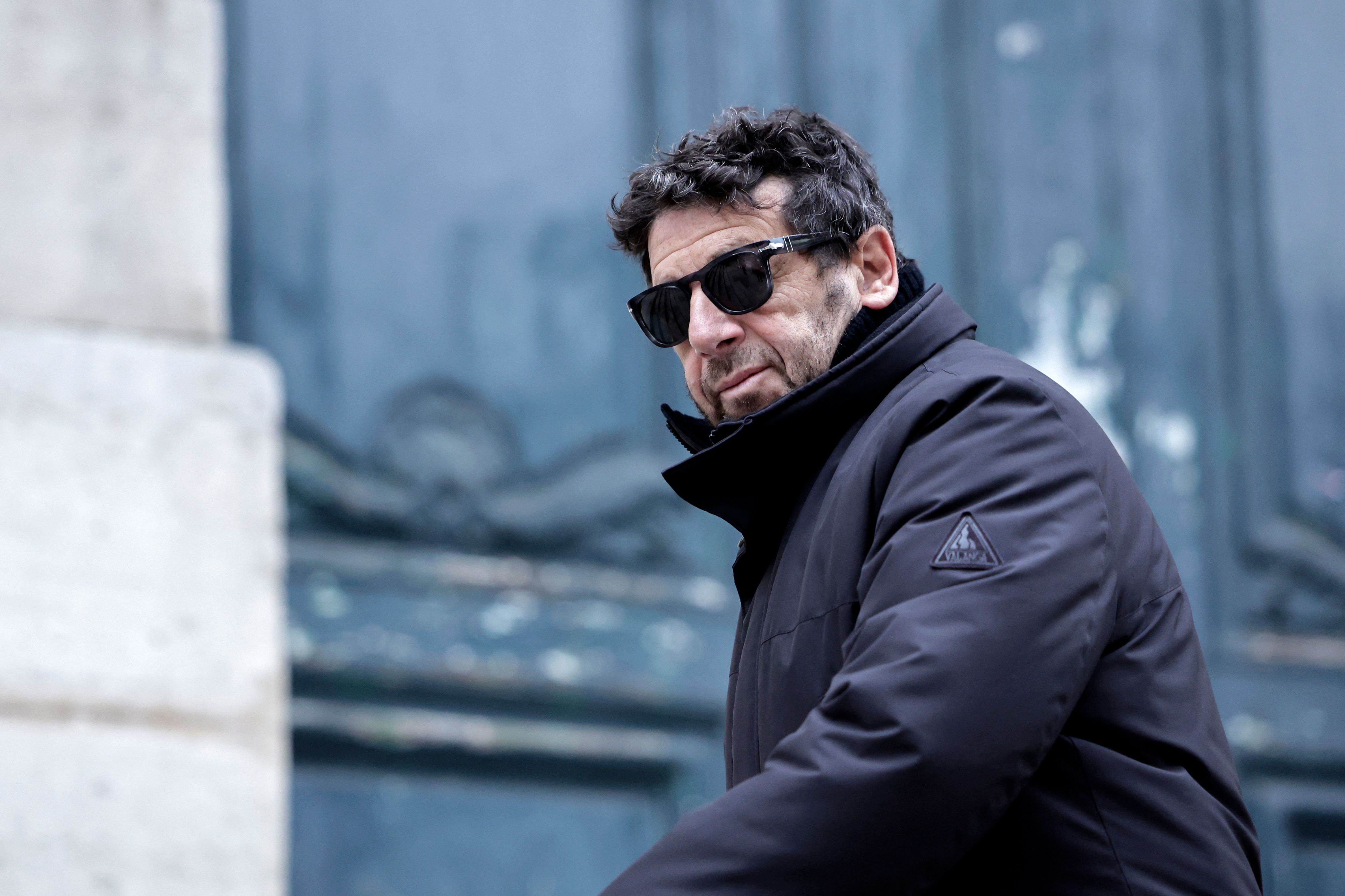 Violences sexuelles: le chanteur français Patrick Bruel arrêté