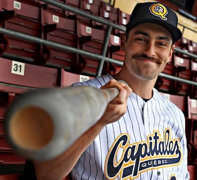 Mathieu Baseball Quand un joueur se met lui-même sous contrat... Voici l’homme à tout ...