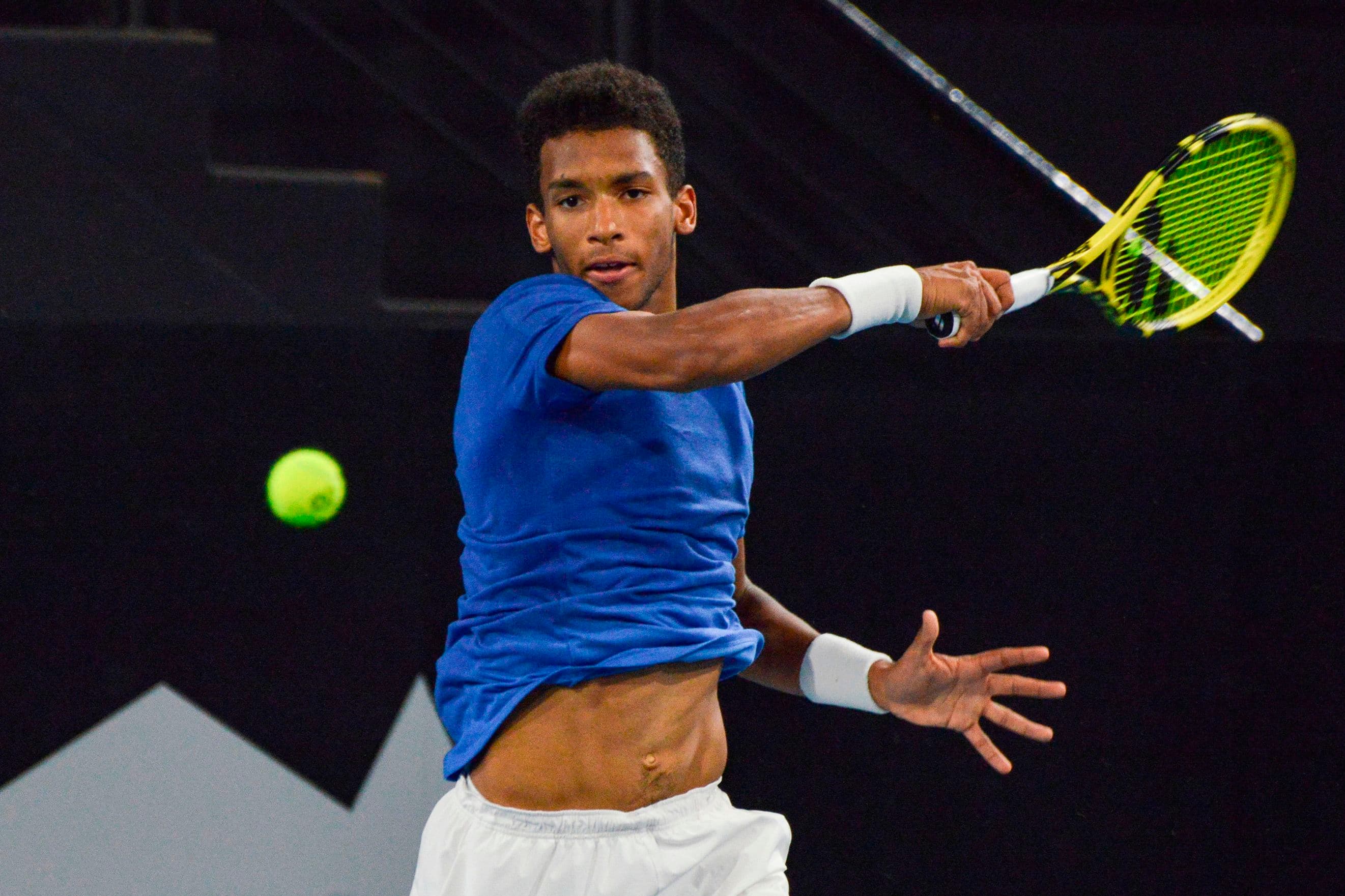 Marseille: Auger-Aliassime rejoint Tsitsipas en finale Marseille: Auger-Aliassime rejoint Tsitsipas en finale
