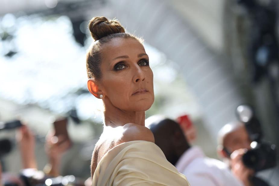 Image principale de l'article Céline porte un kit fou et une bague immense