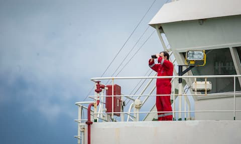 Cem Hydra blocked naval traffic near the St.-Catherine lock on Friday afternoon.