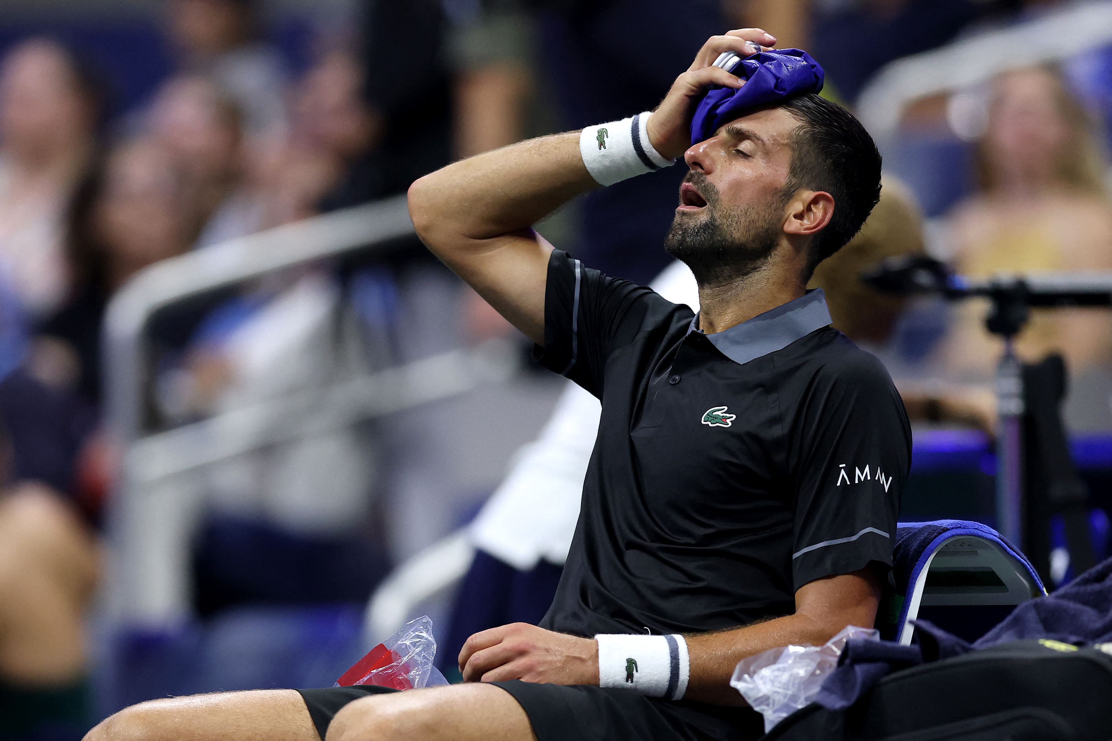 Pris de crampes et de vomissements en plein match, Novak Djokovic a-t-il disputé son dernier US Open?