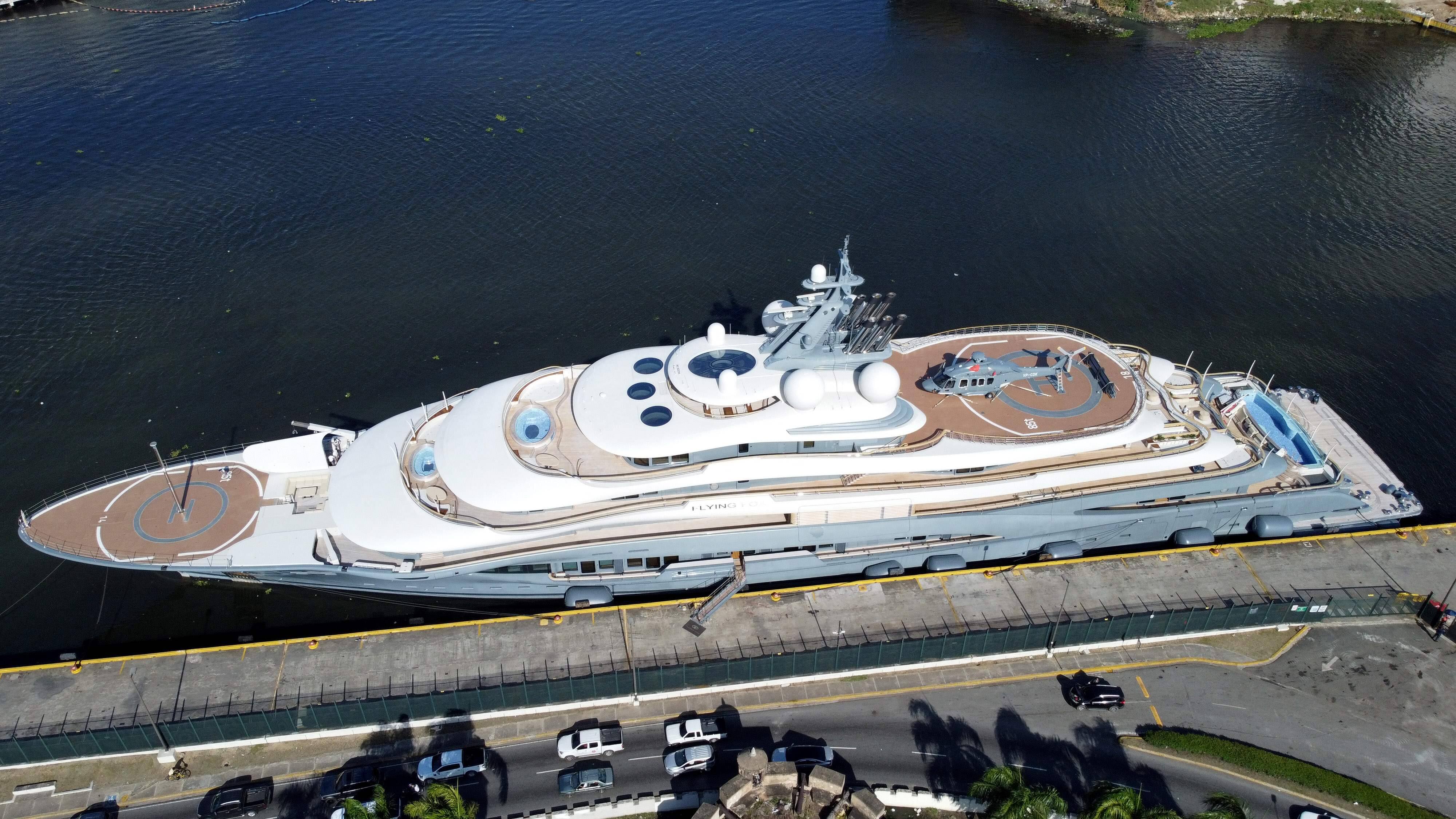 EN PHOTOS | Perquisition sur un yacht russe en R&eacute;publique dominicaine