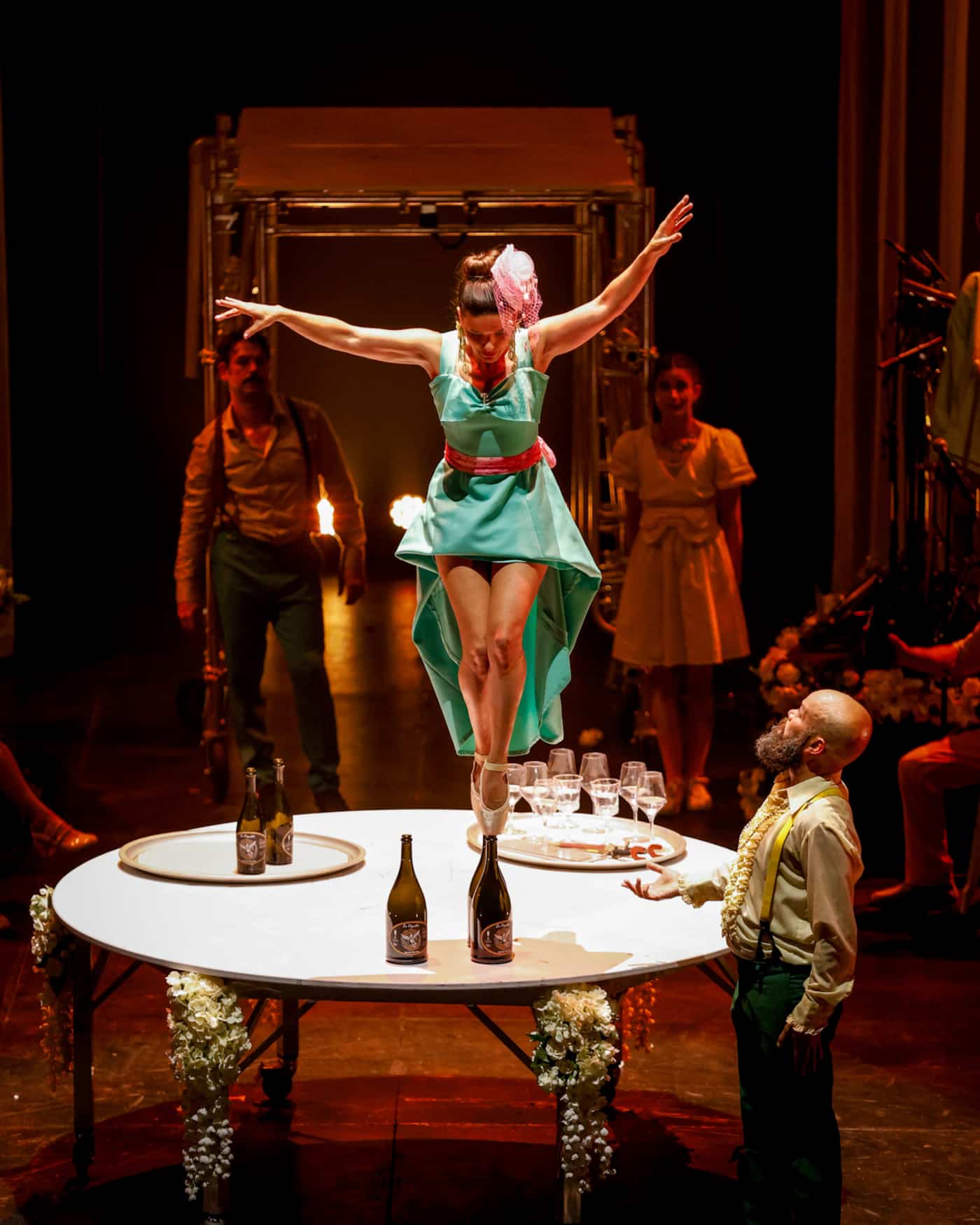 Simple Spectacle «La Noce d’Alfonse»: une nouvelle création complètement déjantée par le ...
