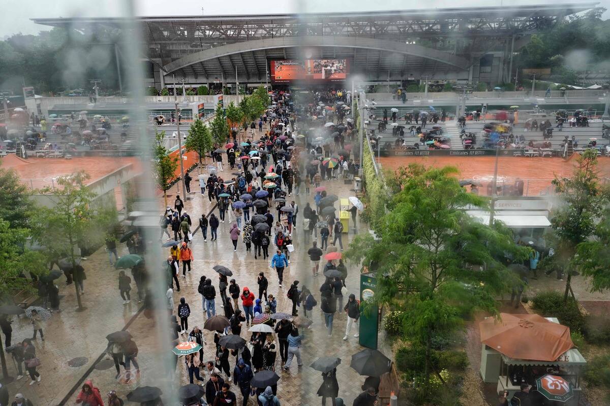 Roland-Garros: mauvaise surprise pour F&eacute;lix Auger-Aliassime et Denis Shapovalov