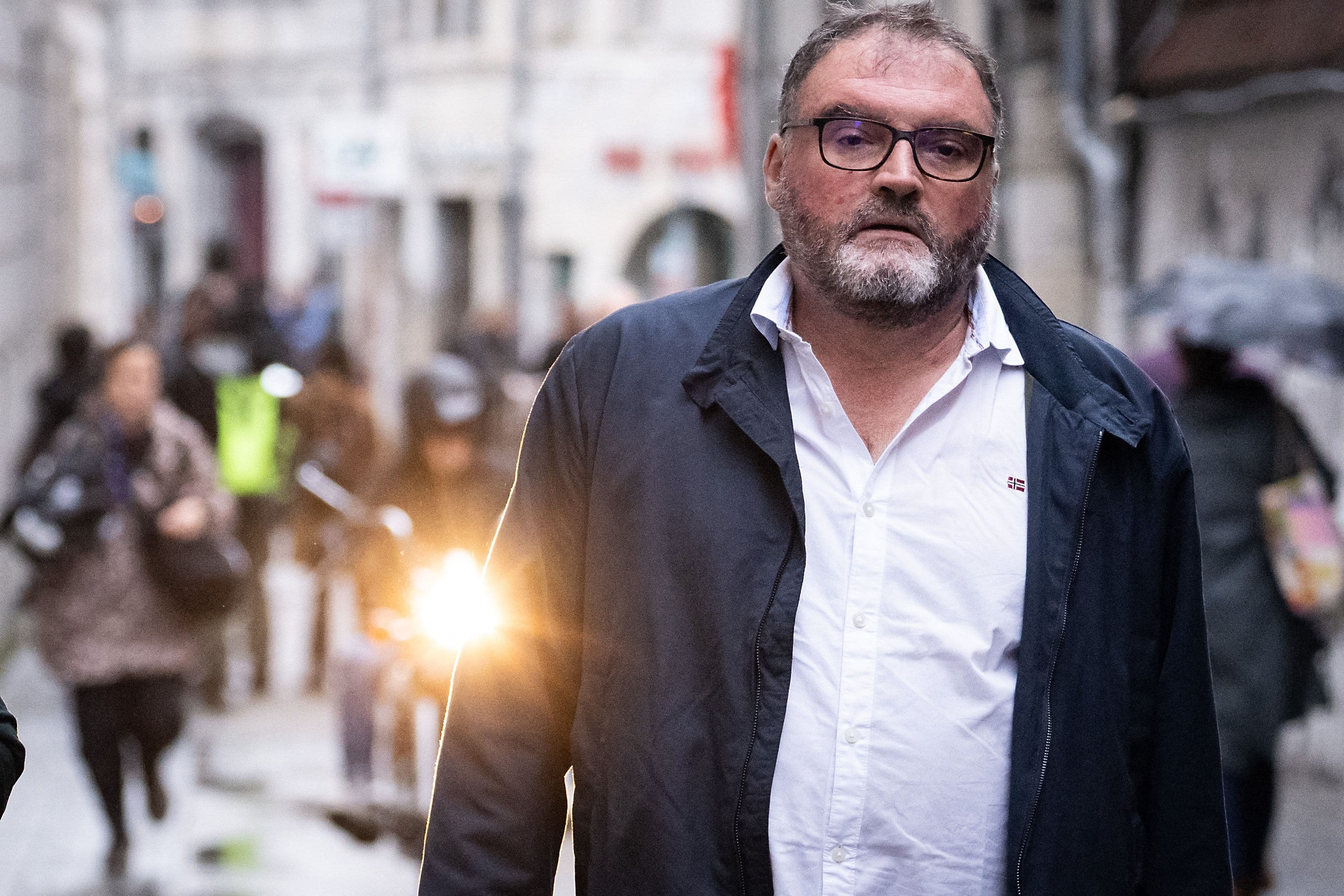 フランスで30件の毒殺容疑で起訴された元麻酔科医の裁判：被害者側の弁護士が語る「非常に巨大な」犯罪
