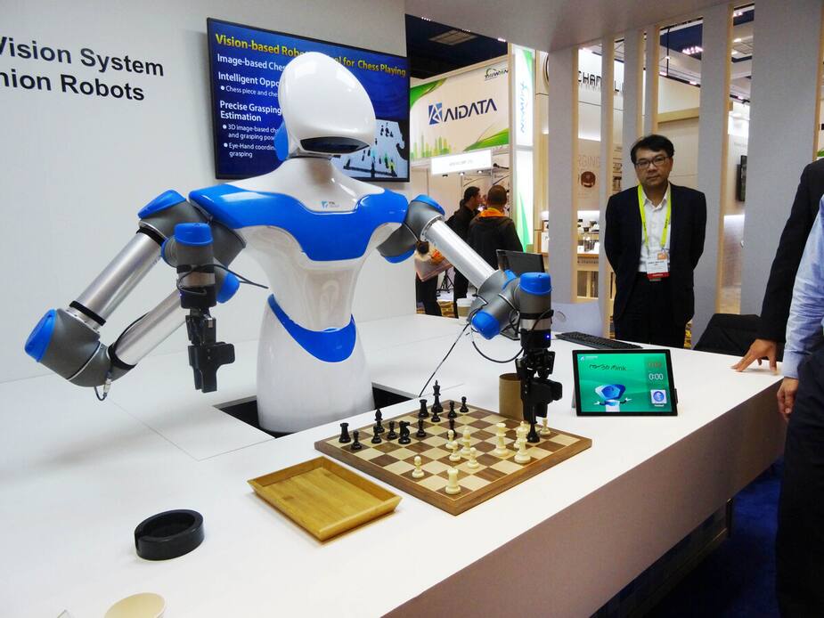Image principale de l'article Un robot brise le doigt d'un enfant de 7 ans