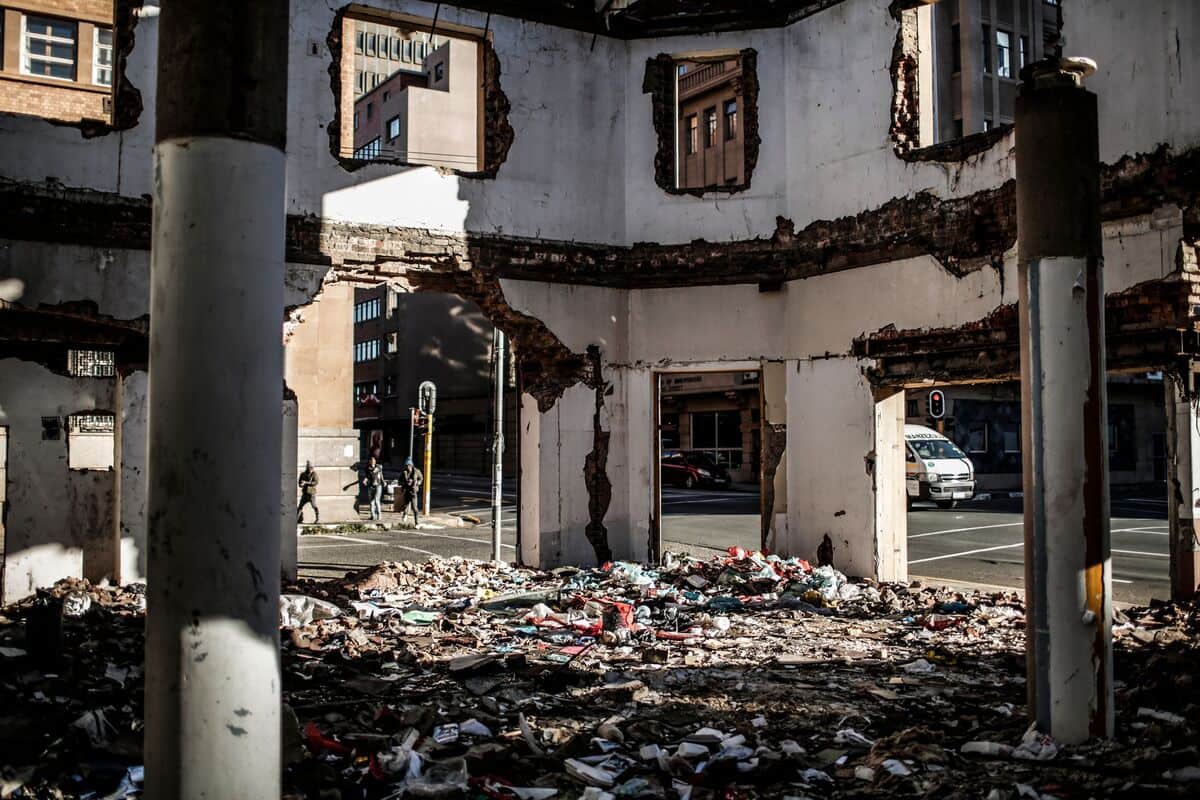Guinée: six personnes portées disparues après l&rsquo;effondrement d&rsquo;un immeuble près de Conakry