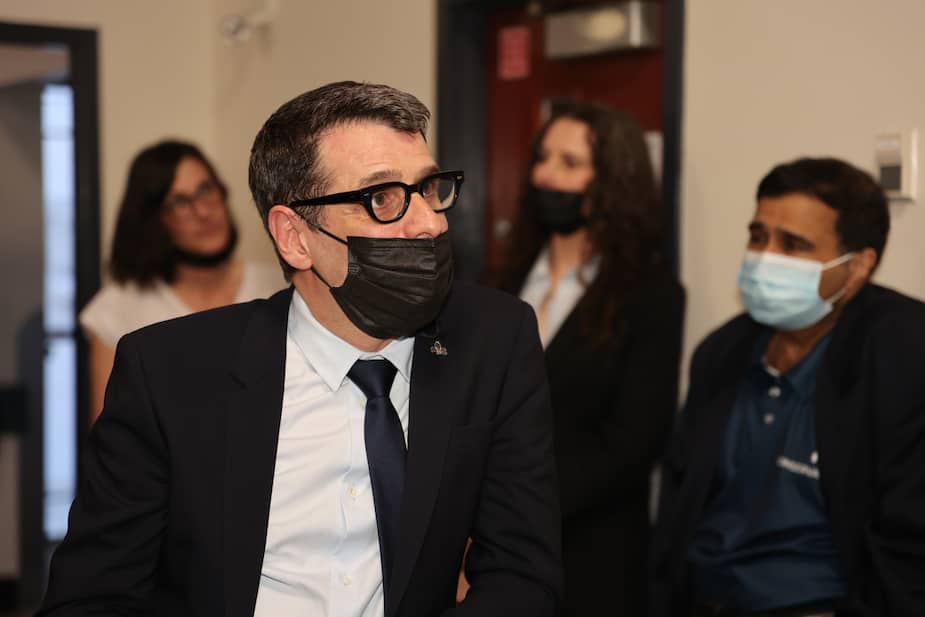 Image principale de l'article Duhaime est content de sourire avec les concombres