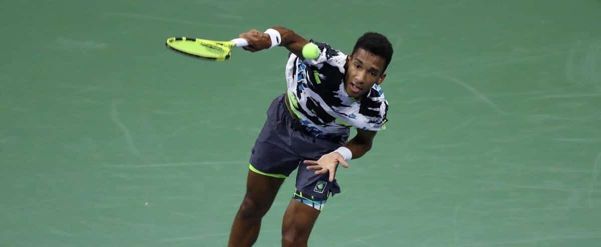 Auger-Aliassime advances to semi-final in Cologne 1