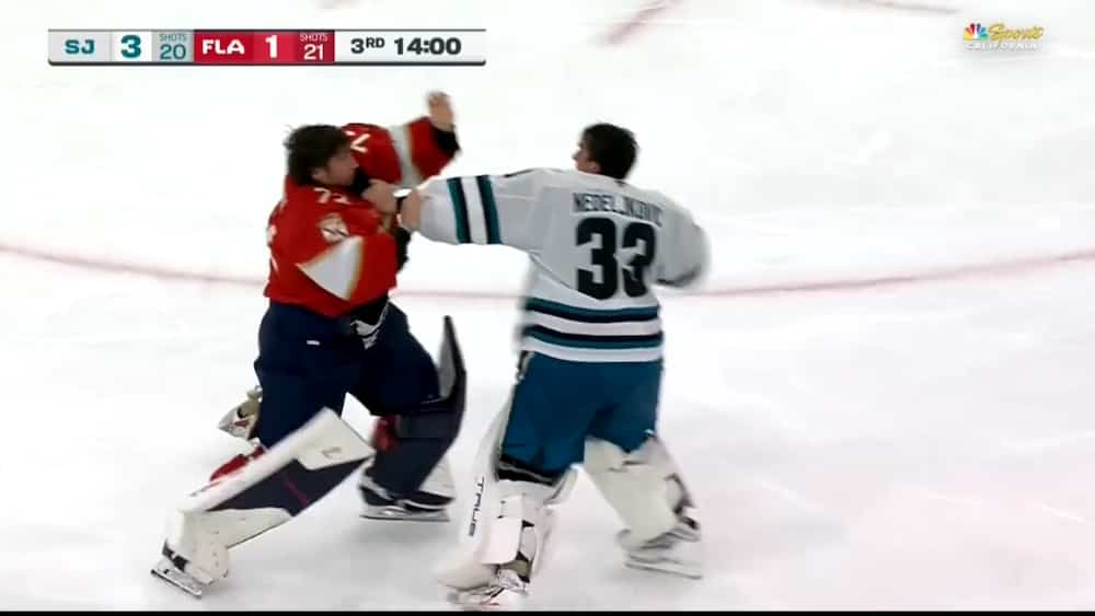 À VOIR: Bobrovsky et Nedeljkovic en viennent aux poings