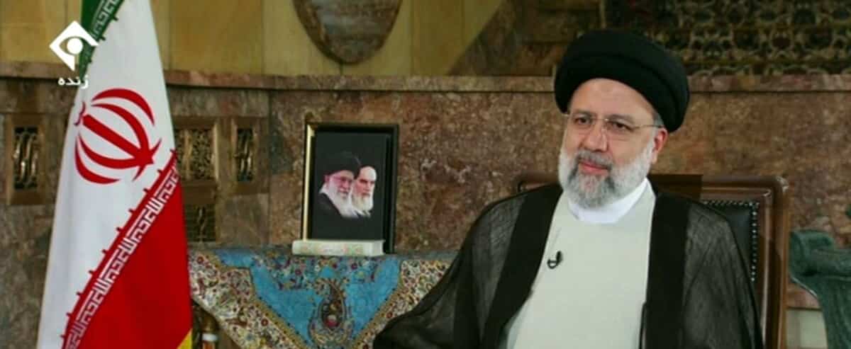 ‘You’re a bitch’: Iran’s president targeted by protesters ‘You’re a bitch’: Iran’s president targeted by protesters