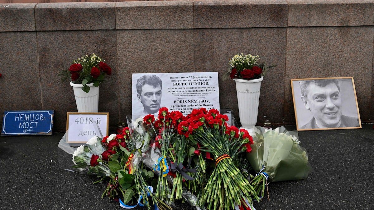 «Tout le monde est effrayé»: à Moscou, hommage restreint à l’opposant Boris Nemtsov