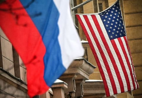 Biden, Ukrayna'ya saldırması durumunda Putin'e 'güçlü yaptırımlar' uygulamakla tehdit etti