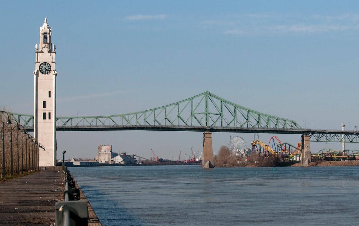 Accident sur le pont Jacques-Cartier en pleine heure de pointe