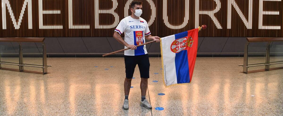 Tennis: visa annulé pour Djokovic, la Serbie accuse l'Australie de «mauvais traitement»