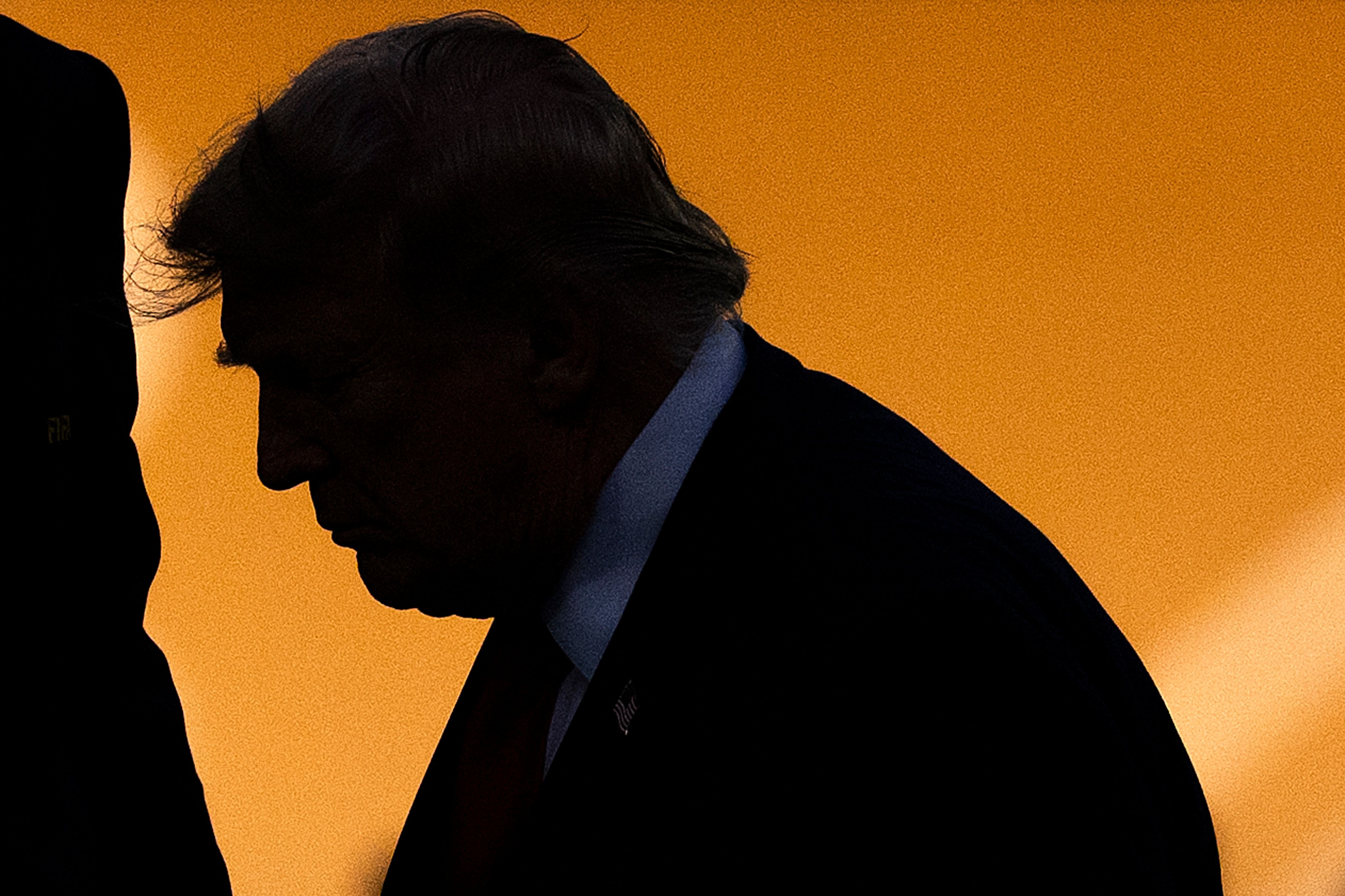 Guerre commerciale: Donald Trump imposera de nouveaux tarifs douaniers de 50% sur certains produits canadiens
