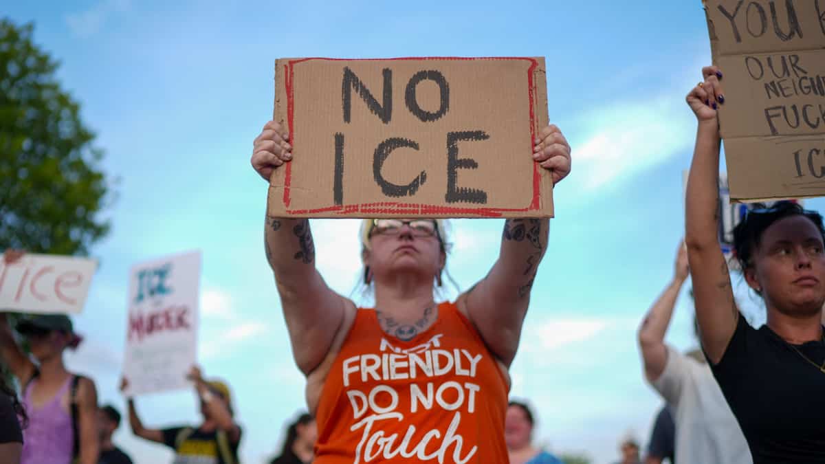 After two deaths, ICE ordered to stop car chases After two deaths, ICE ordered to stop car chases