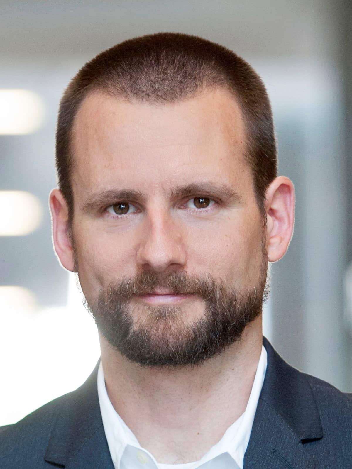 Thomas Juneau é professor da Escola de Pós-Graduação em Assuntos Públicos e Internacionais da Universidade de Ottawa