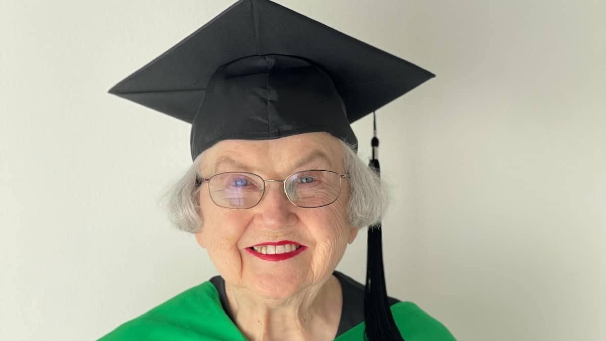 She completed her master's degree at the age of ninety She completed her master's degree at the age of ninety