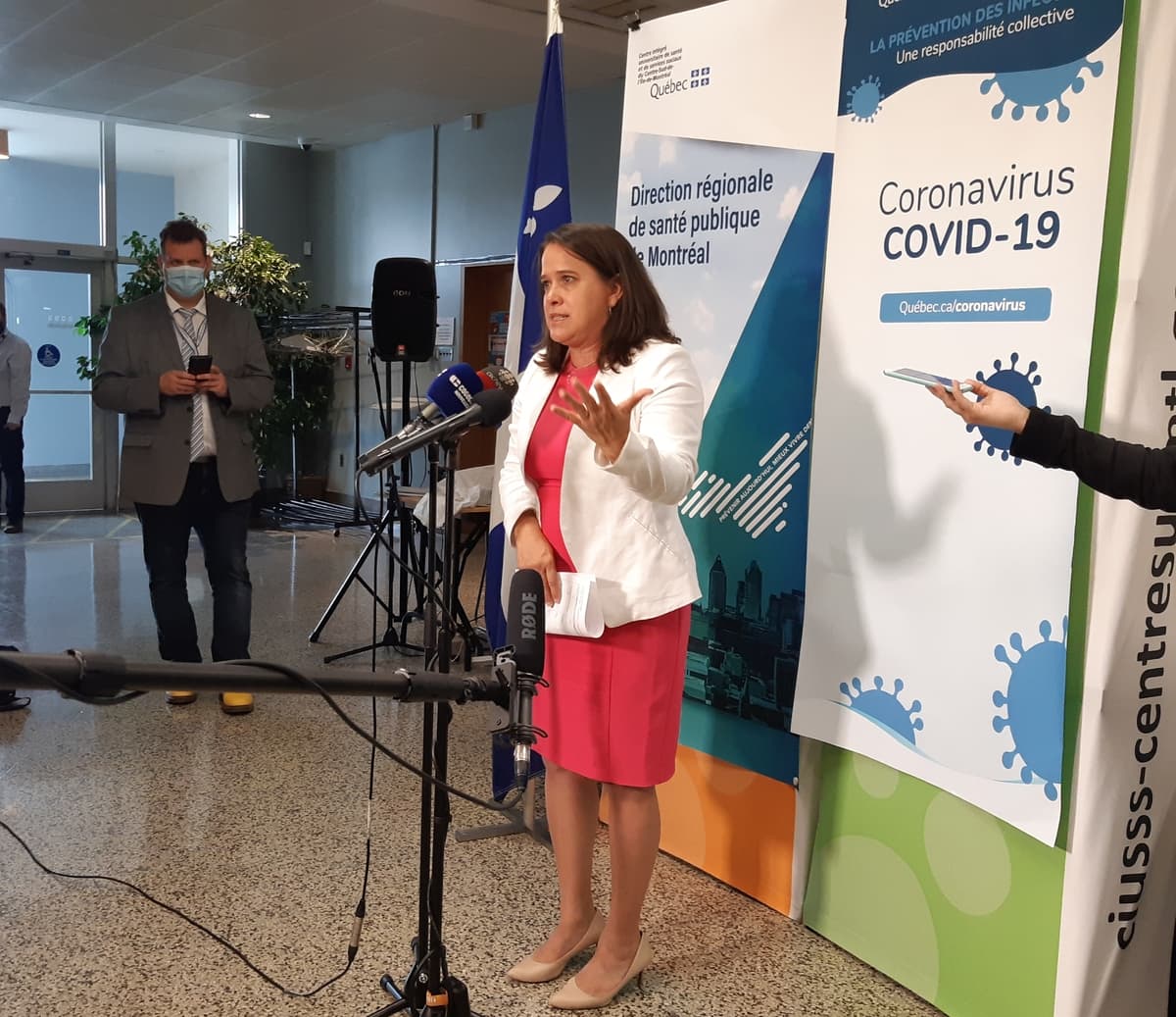 Covid 19 Montreal Pourrait Passer Du Vert Au Jaune 24 Heures Mtl