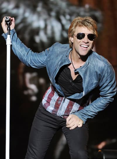 Archivos-EE EE. UU. Music-Bonjovi-Icons-Arrivals