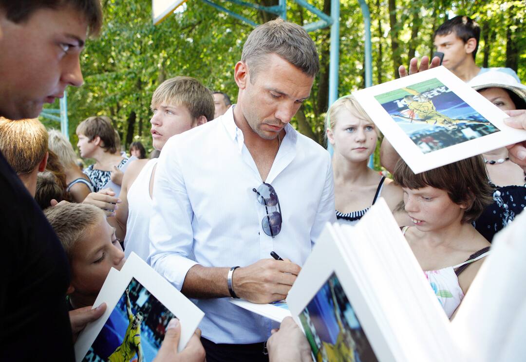 UKRAINE-FOOTBALL-POLITICS