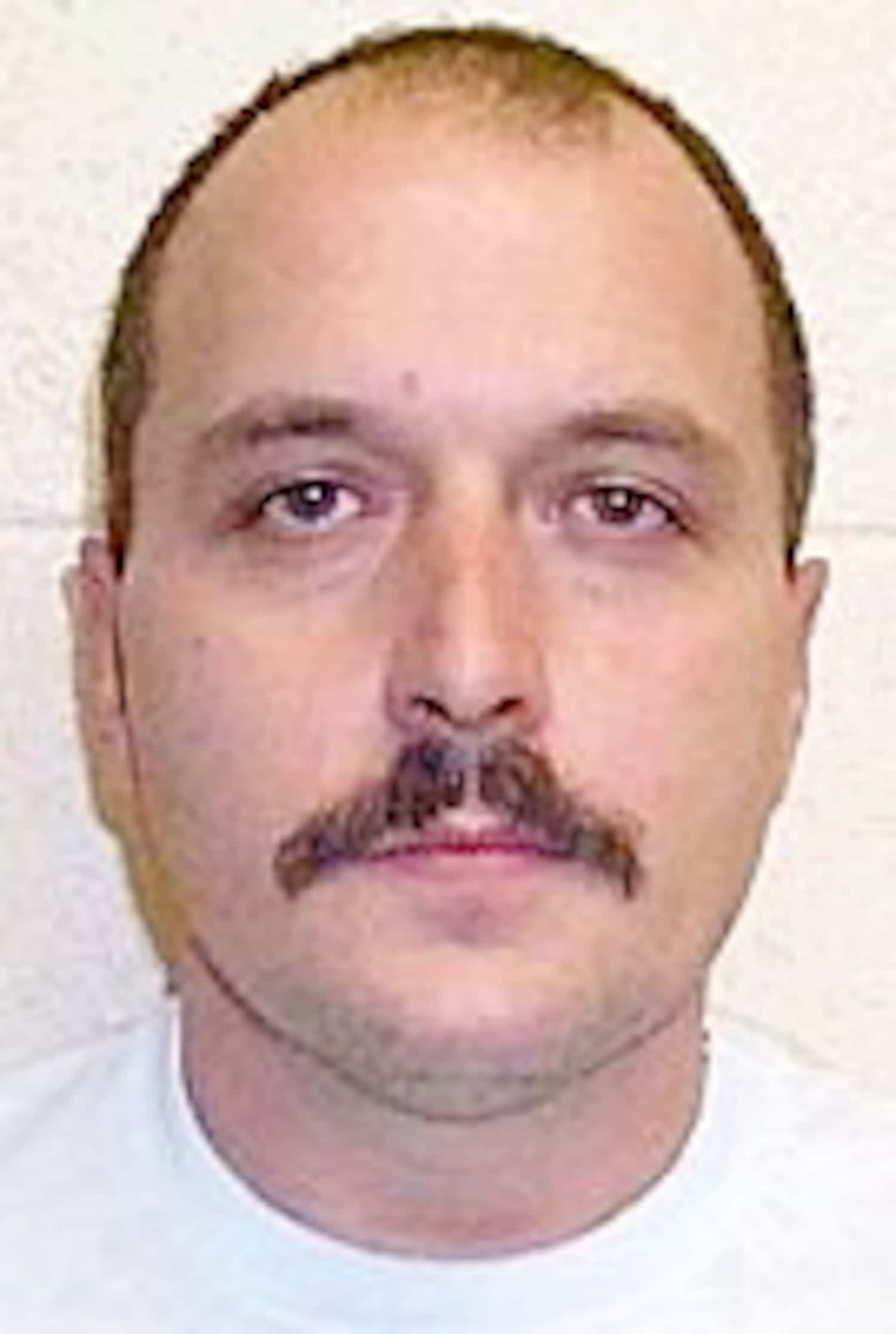 Un proche des Hells désarmé | Le Journal de Montréal