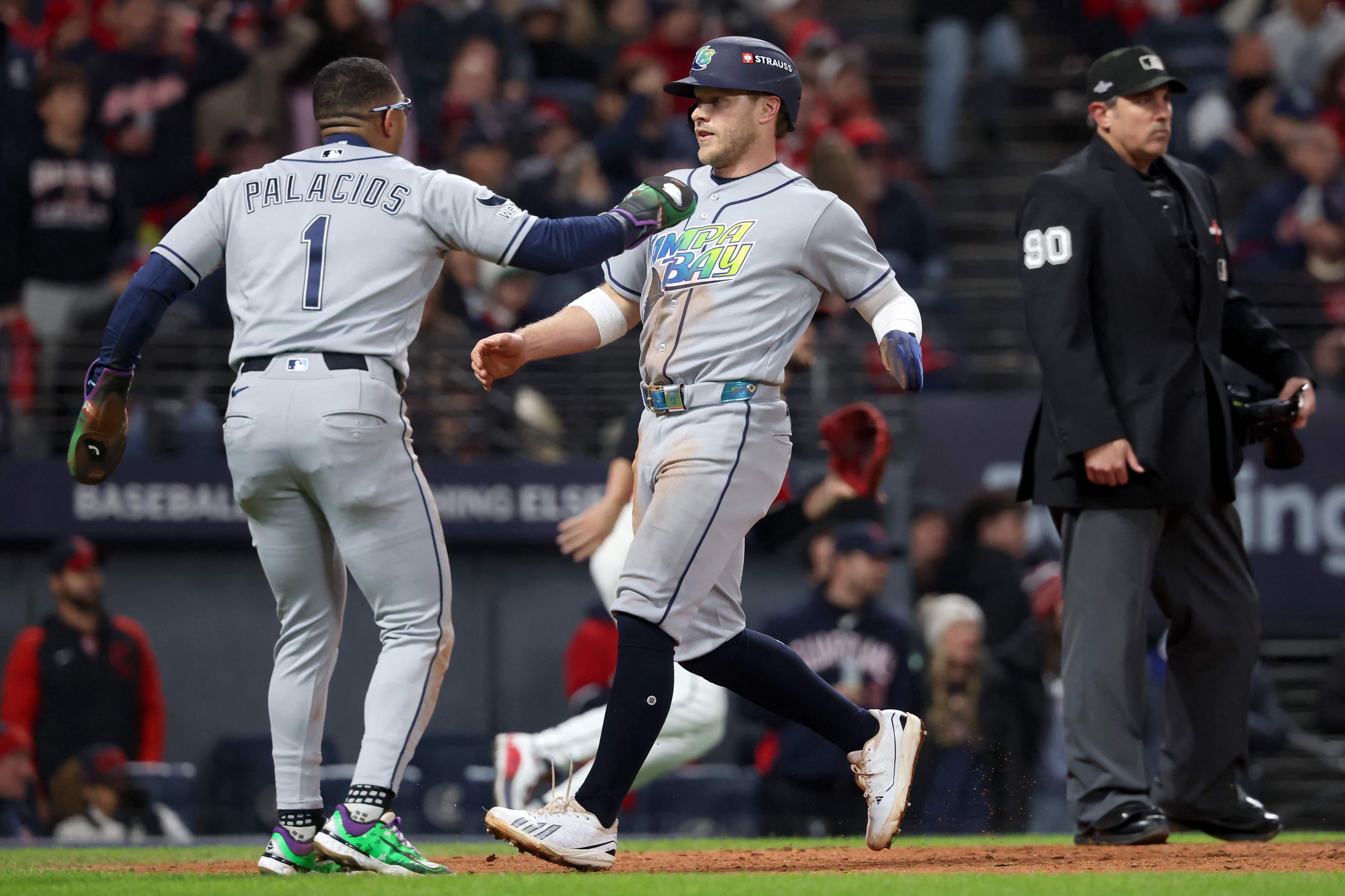 Série de championnat de la Ligue américaine: les Rays et les Guardians au coude-à-coude