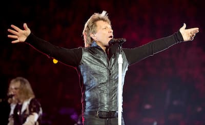 Archivos-EE EE. UU. Music-Bonjovi-Icons-Arrivals