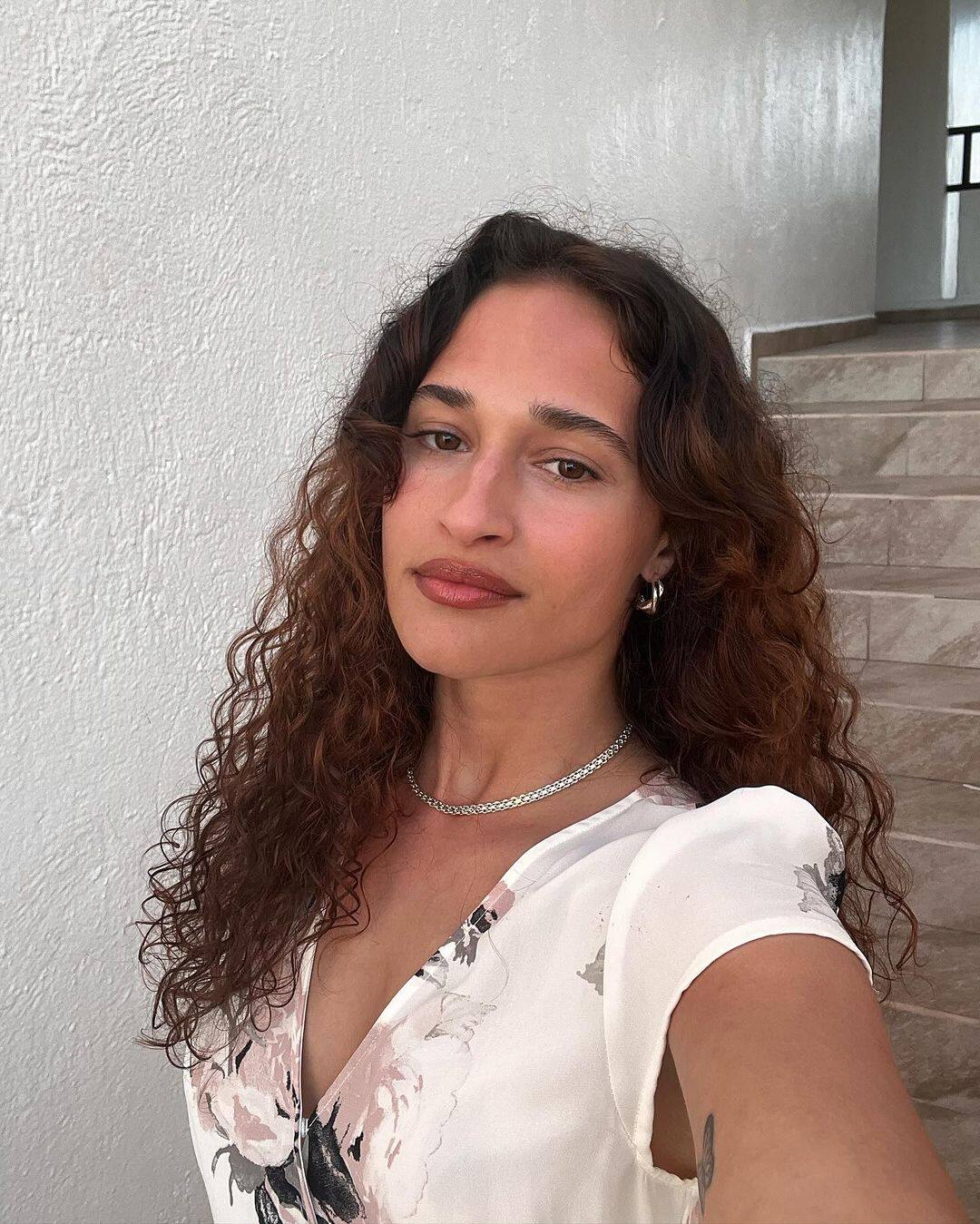 Lili-Ann De Francesco ose la couleur folle de 2024