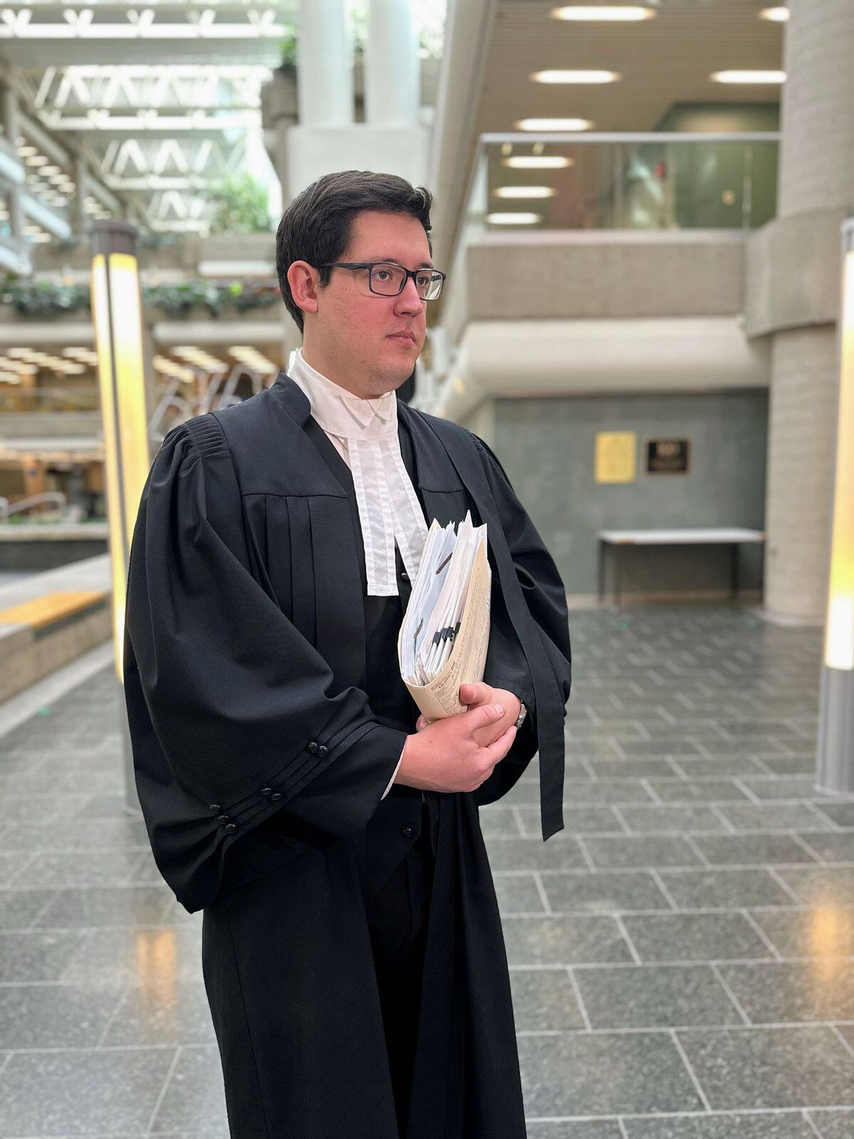 Me Fabien Villemaire, fiscal de procedimientos penales y penales, este jueves 2 de octubre de 2025 en el tribunal de Quebec.