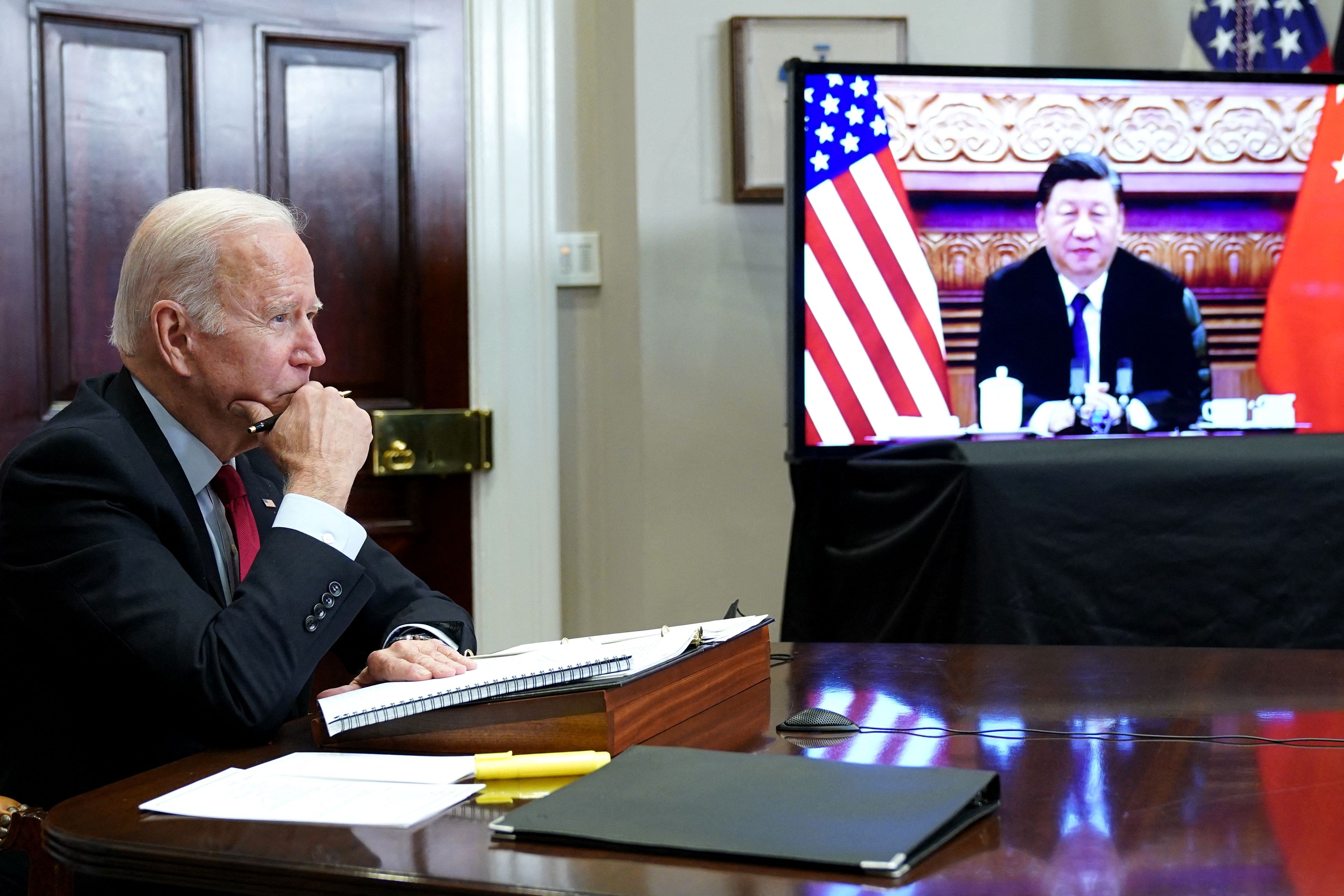 Biden va menacer Xi Jinping de repr&eacute;sailles si la Chine envoie de l'aide militaire &agrave; la Russie