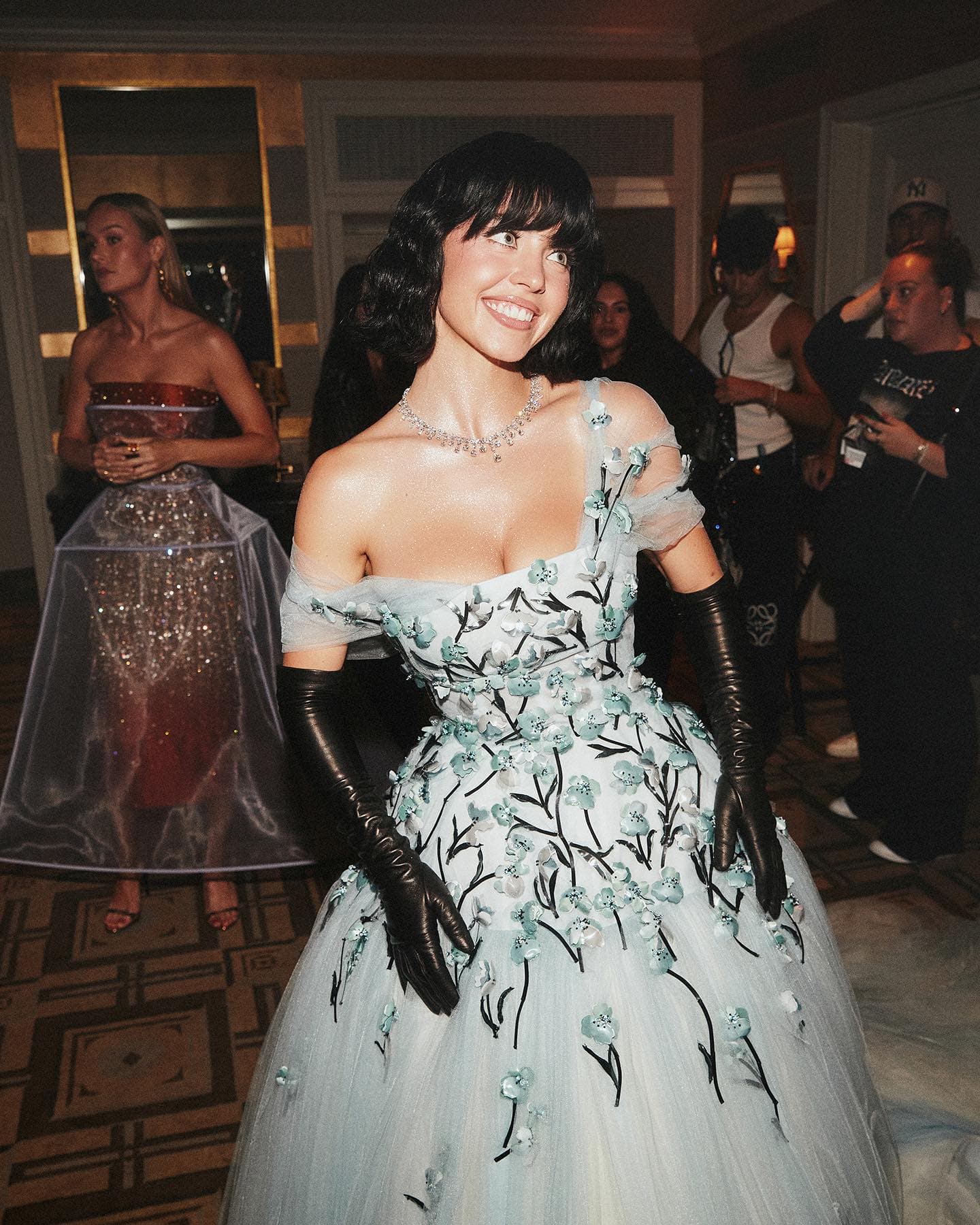 Son post sexy est interdit aux 18 ans et moins