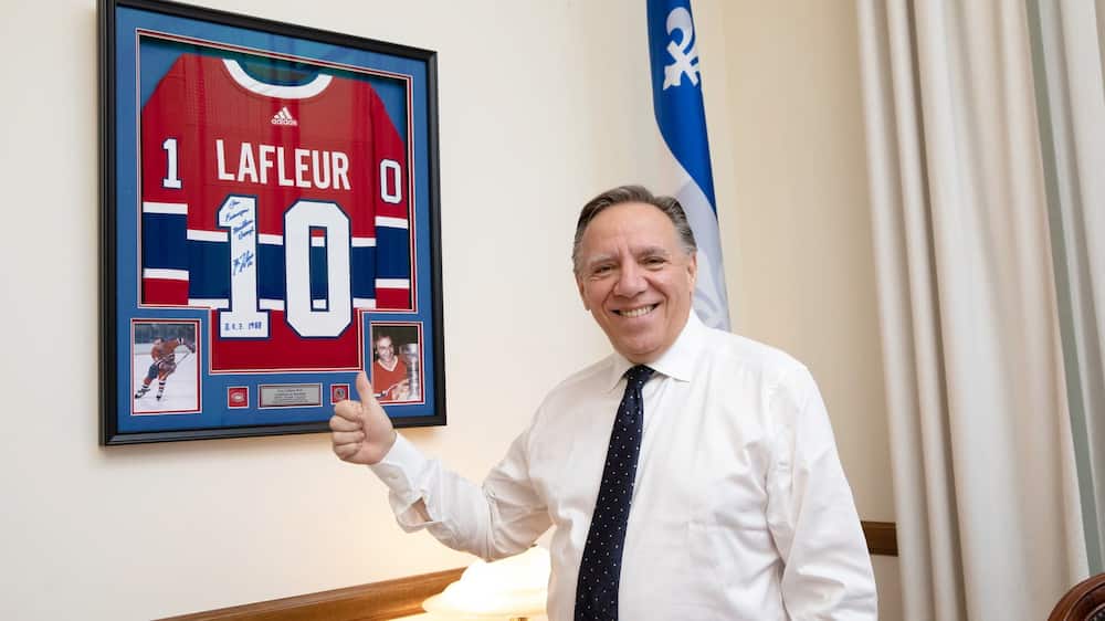 François Legault s’est payé un chandail de Guy Lafleur avec les fonds publics