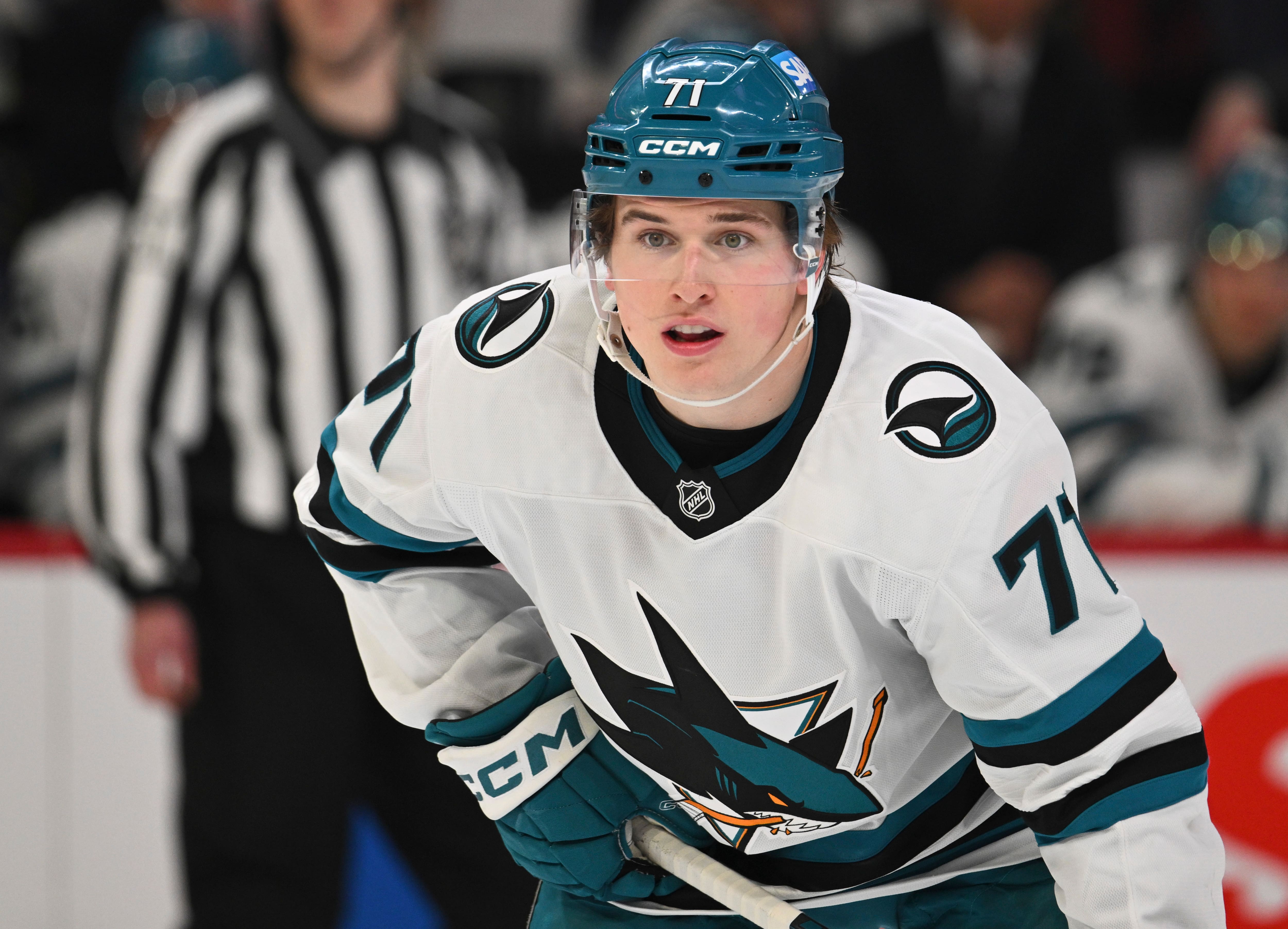 LNH à TVA Sports : le dernier tour de piste de Macklin Celebrini en 2025-2026