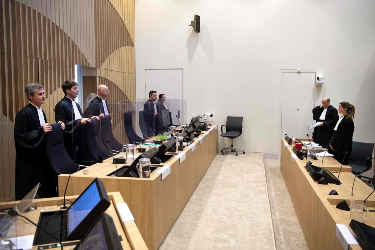 &laquo;Acquittez-moi&raquo;, demande l'un des accus&eacute;s