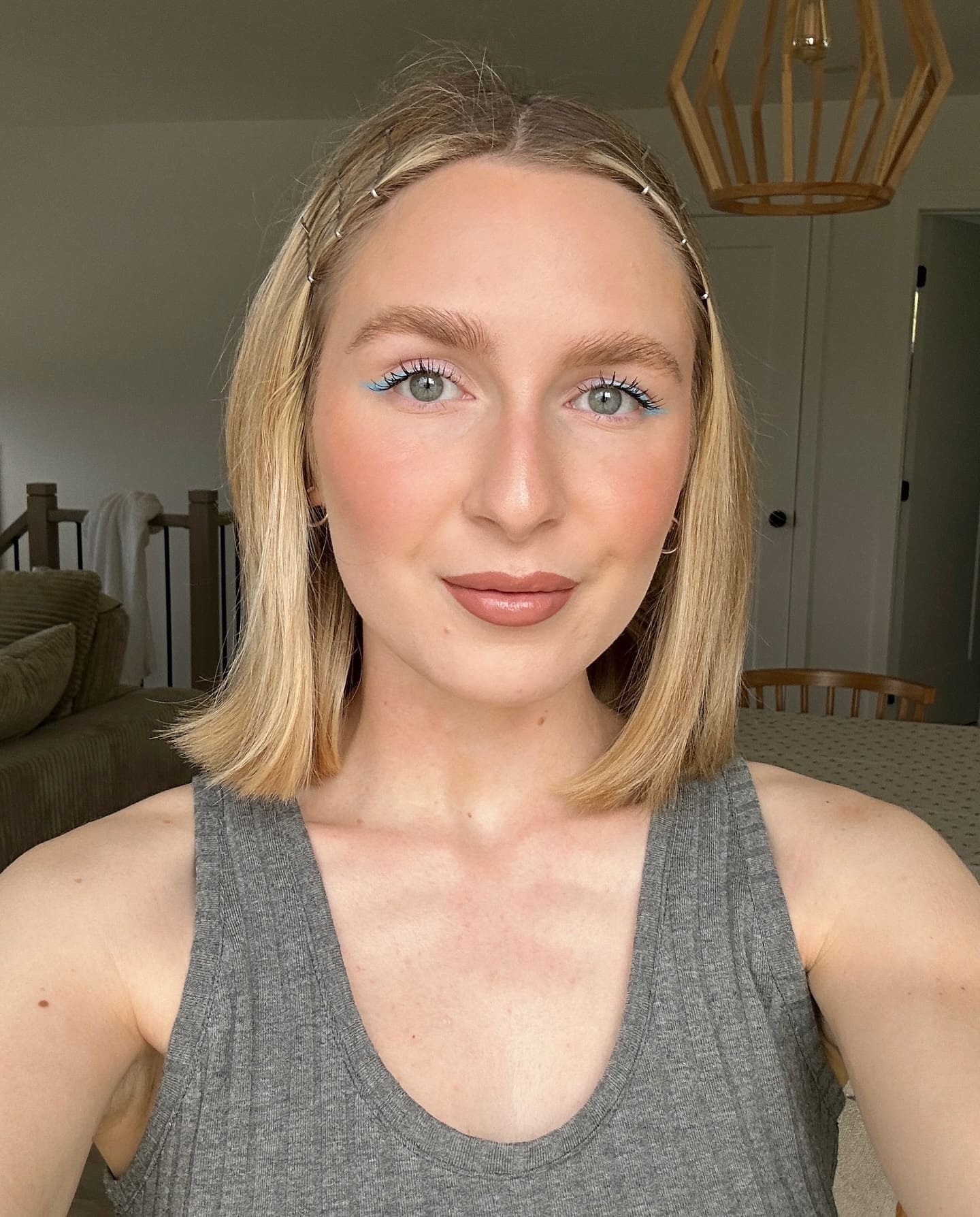 6 produits pour tenter le maquillage «peach fuzz»