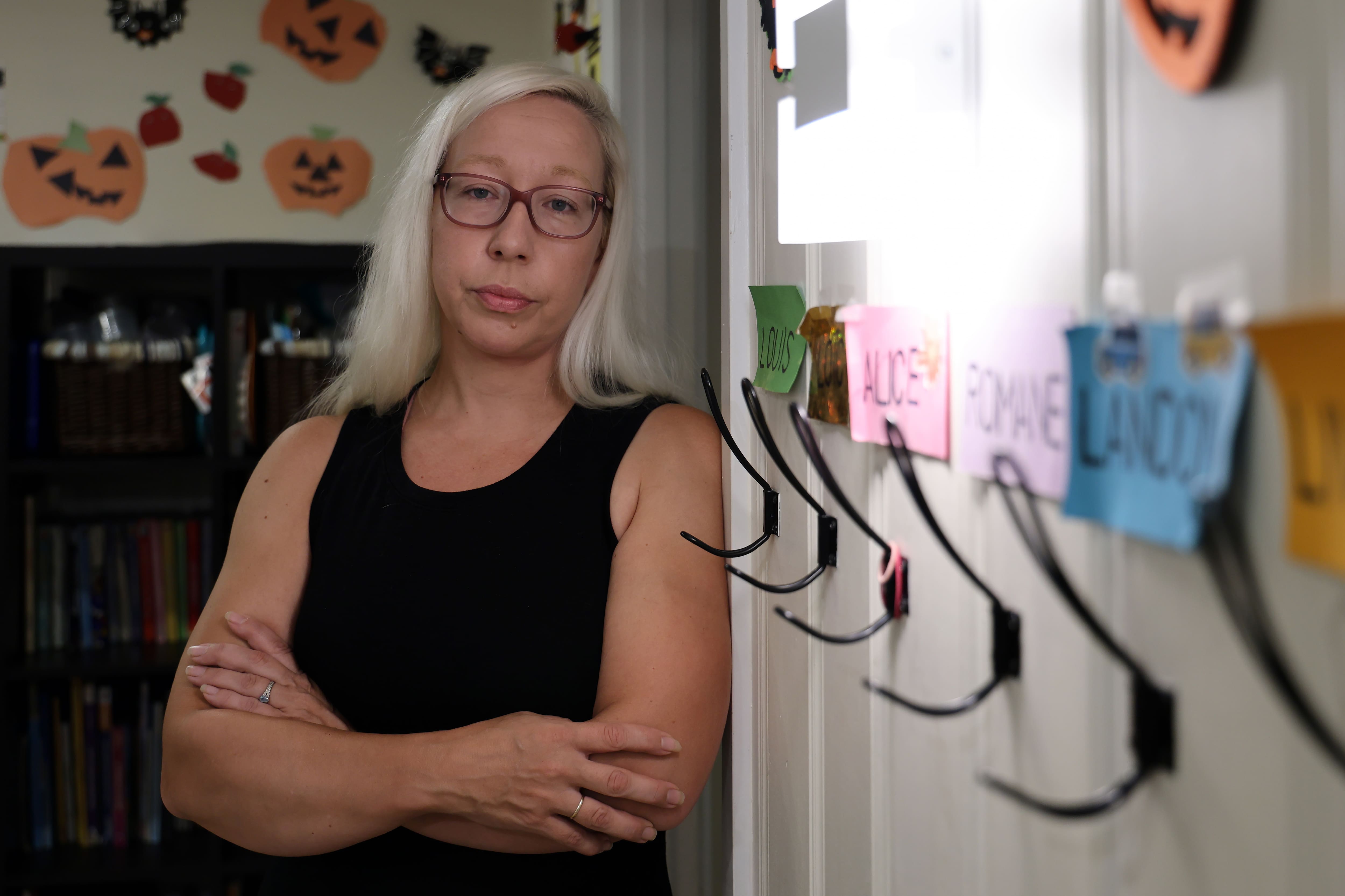 Prise dans la paperasse, elle risque de perdre sa garderie